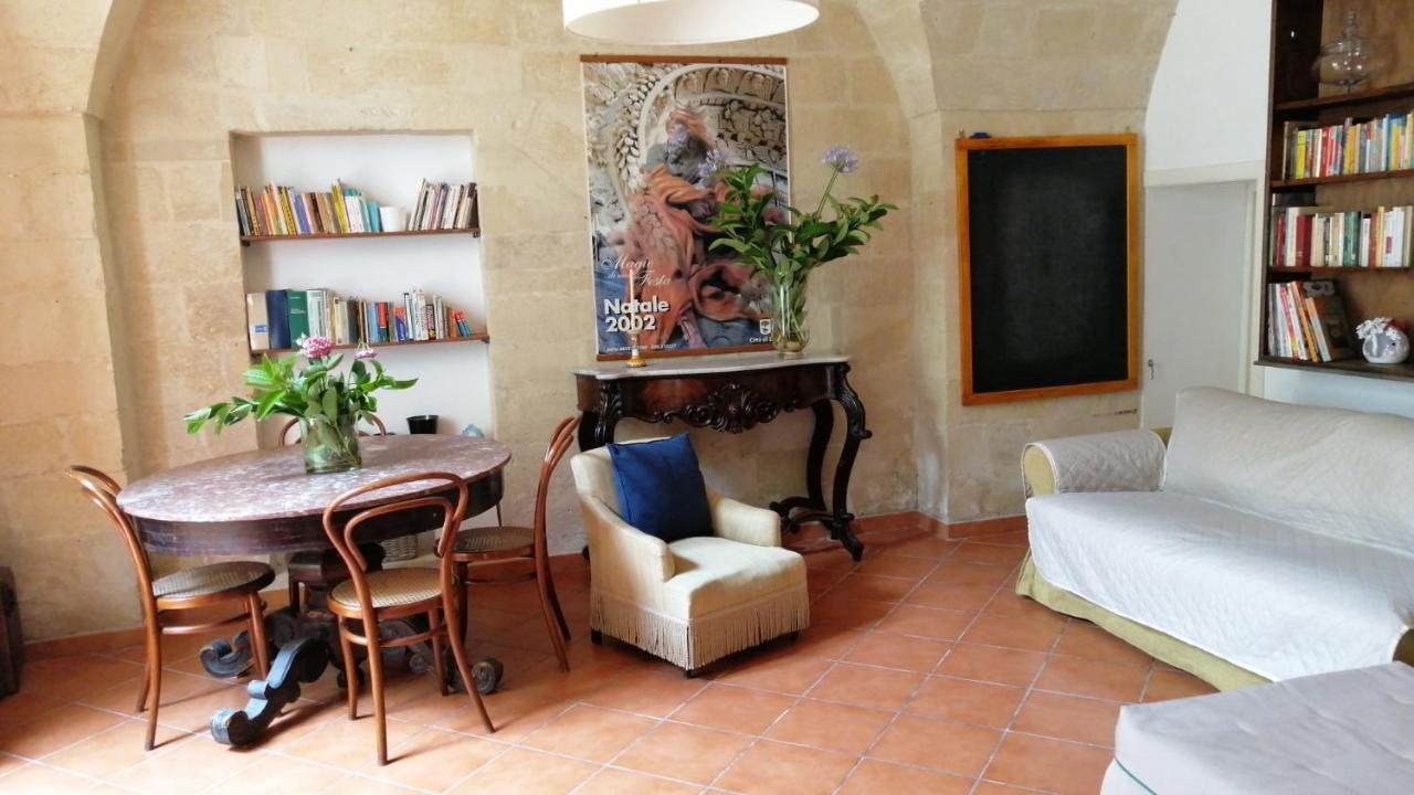 Appartamento Le Volte Di San Leonardo Lecce Esterno foto