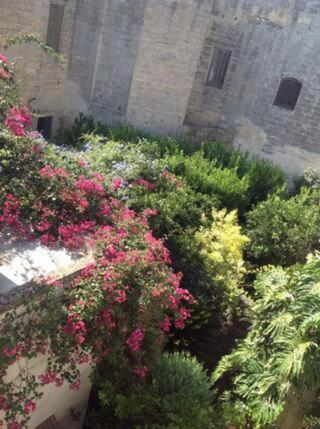 Appartamento Le Volte Di San Leonardo Lecce Esterno foto